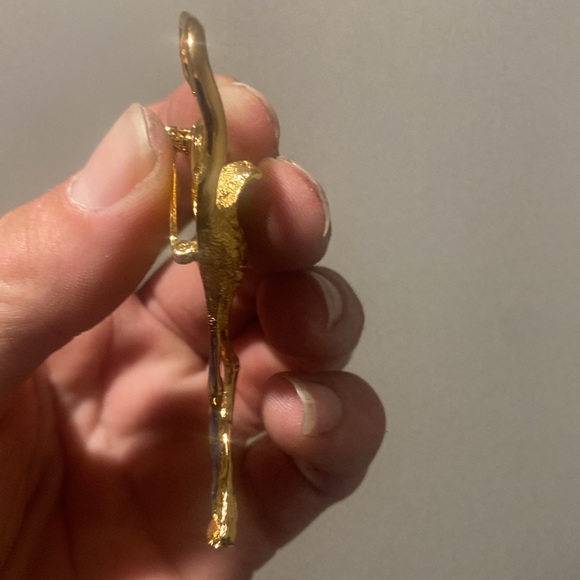 RARE VINTAGE CHRISTIAN DIOR GOLD PLATED FLAMINGO BROOCH PIN - Picture 5 of 6
